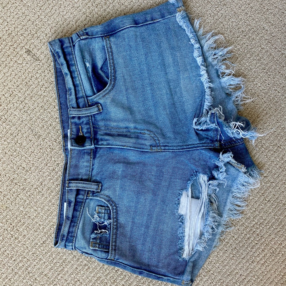 CELLO Jean Shorts